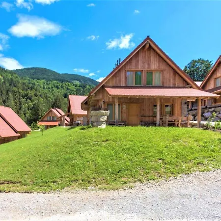 Beautiful Chalet In With Private Terrace Alpehytte Comeglians